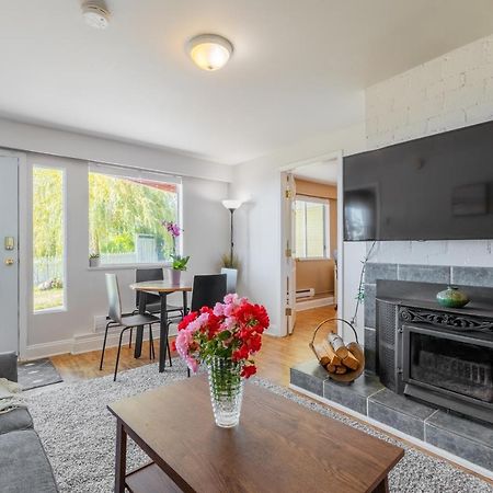 Two Bedroom With Amazing Ocean View Северный Ванкувер Экстерьер фото