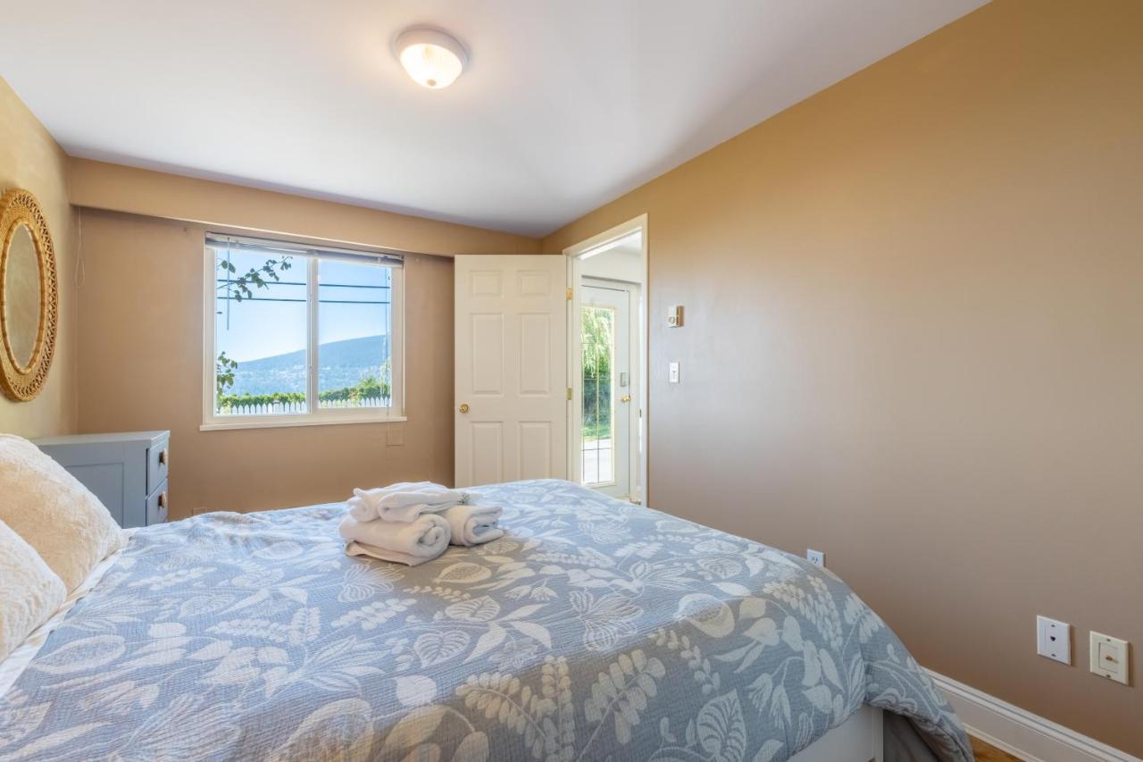 Two Bedroom With Amazing Ocean View Северный Ванкувер Экстерьер фото