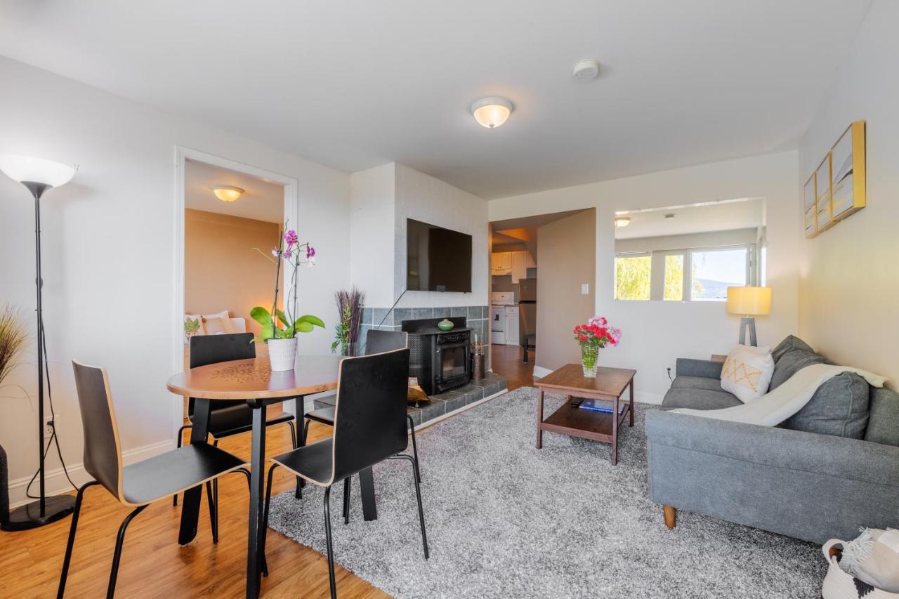 Two Bedroom With Amazing Ocean View Северный Ванкувер Экстерьер фото